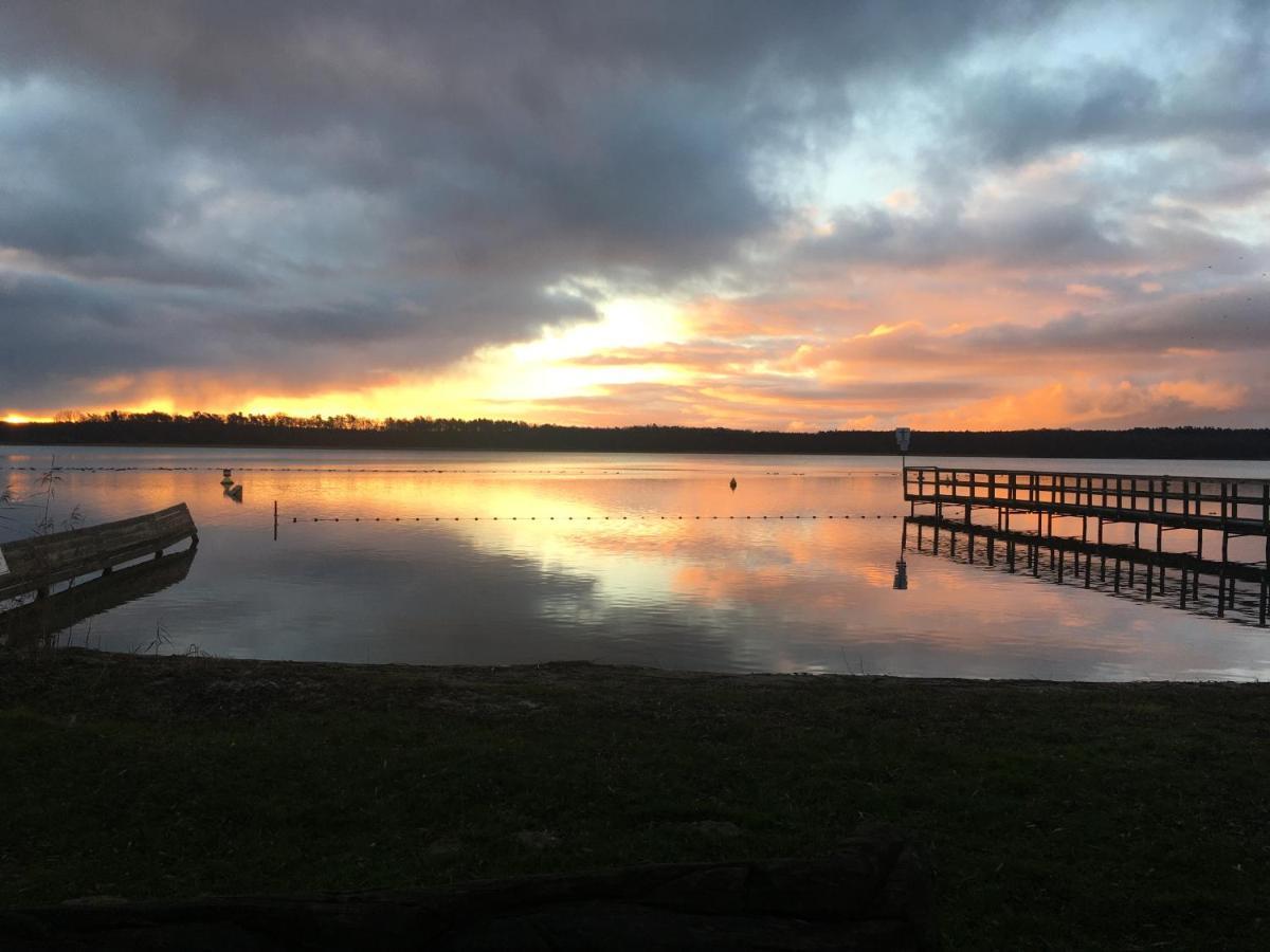 Ferienhaus Am Schweriner See Hohen Viecheln Екстер'єр фото